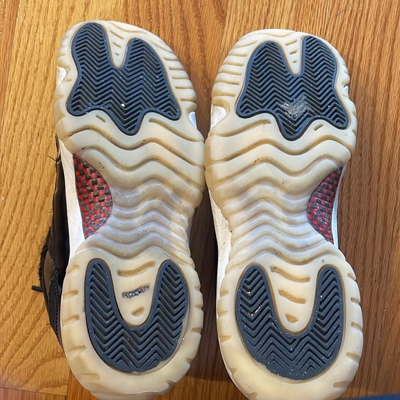 Jordan 11 low ‘72-10’ 2022 - Picture 2 of 4